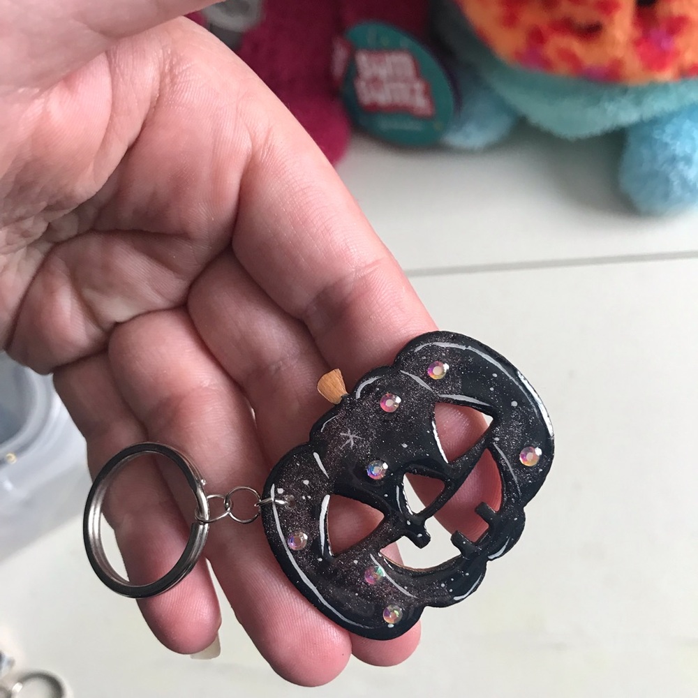 Black Pumpkin Keychain for Kids - Glitter Jack-O'-Lantern
